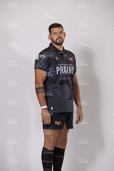 010925 - Ospreys Rugby Squad Portraits - Rhys Davies
