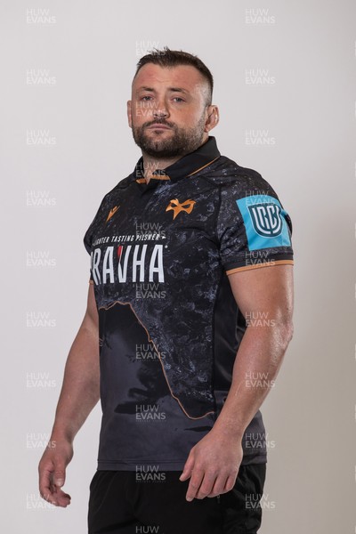 010925 - Ospreys Rugby Squad Portraits - Sam Parry
