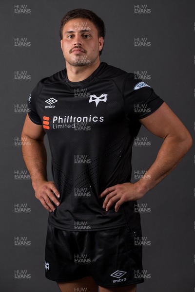 170921 - Ospreys Squad Portrait Session - Ethan Roots