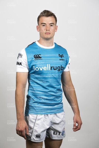 240718 - Ospreys Rugby Squad Headshots - Cai Evans