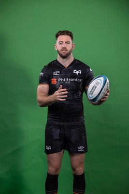 090922 - Ospreys Rugby Squad Portraits - Alex Cuthbert