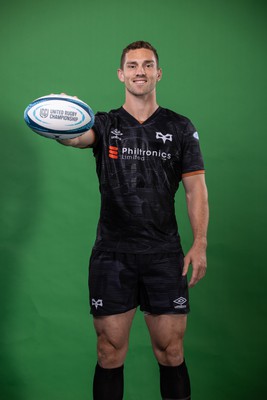 090922 - Ospreys Rugby Squad Portraits - George North