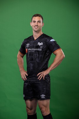 090922 - Ospreys Rugby Squad Portraits - George North