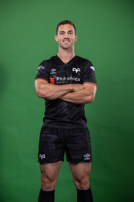 090922 - Ospreys Rugby Squad Portraits - George North