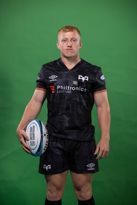 090922 - Ospreys Rugby Squad Portraits - Iestyn Hopkins