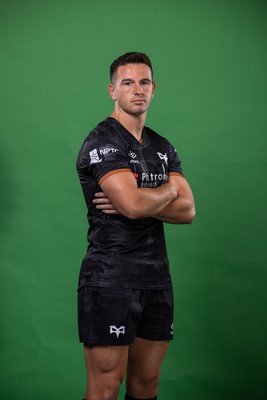 090922 - Ospreys Rugby Squad Portraits - Owen Watkin