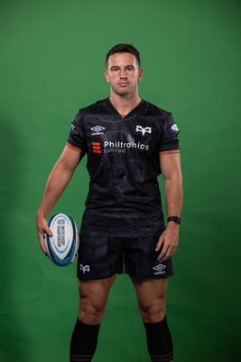 090922 - Ospreys Rugby Squad Portraits - Owen Watkin