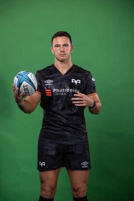 090922 - Ospreys Rugby Squad Portraits - Owen Watkin