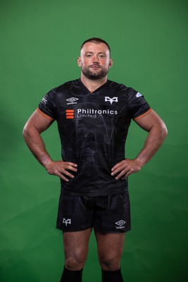 090922 - Ospreys Rugby Squad Portraits - Sam Parry