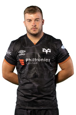 160822 - Ospreys Squad Portraits - Harri Deaves