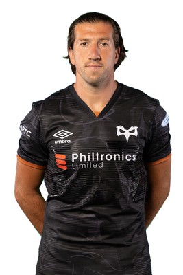 160822 - Ospreys Squad Portraits - Justin Tipuric