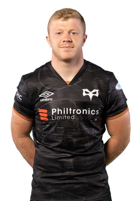 160822 - Ospreys Squad Portraits - Keiran Williams