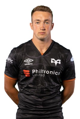 160822 - Ospreys Squad Portraits - Luke Scully