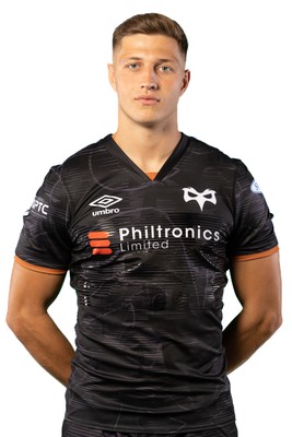 160822 - Ospreys Squad Portraits - Max Nagy