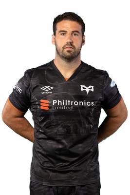 160822 - Ospreys Squad Portraits - Scott Baldwin