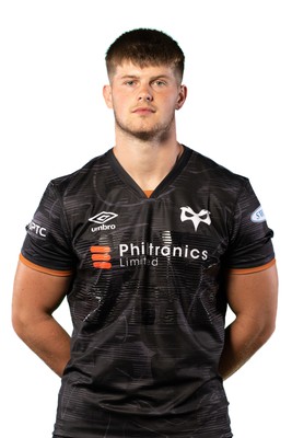 160822 - Ospreys Squad Portraits - Tristan Davies