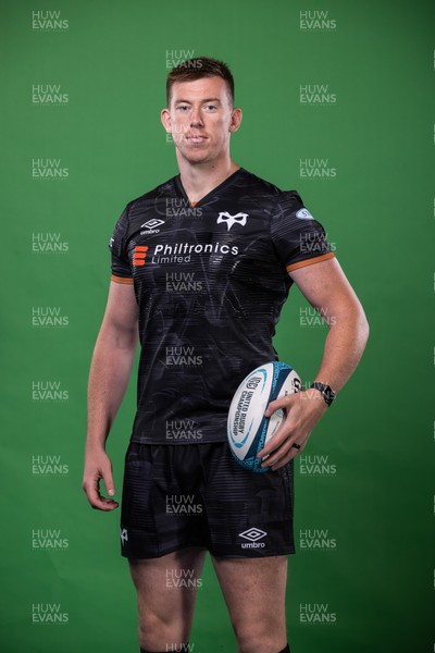 090922 - Ospreys Rugby Squad Portraits - Adam Beard