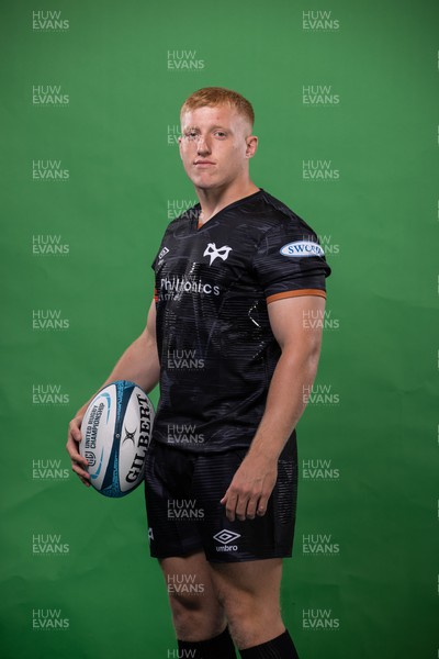 090922 - Ospreys Rugby Squad Portraits - Iestyn Hopkins