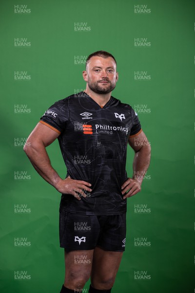090922 - Ospreys Rugby Squad Portraits - Sam Parry