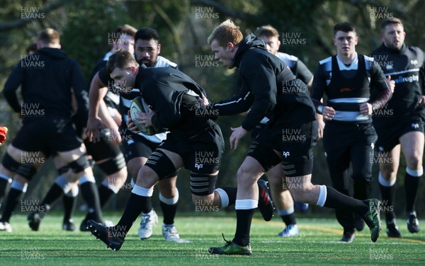 010218 - Ospreys Rugby Training - Will Jones and Sam Cross during training