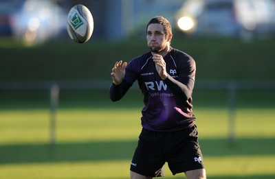 15.11.11 - Ospreys Rugby Training - Andrew Bishop during training. 