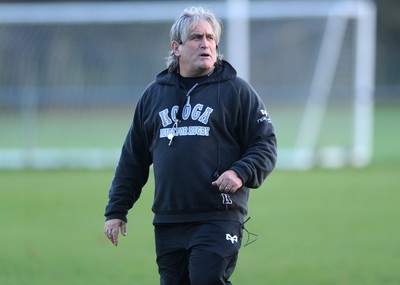 15.11.11 - Ospreys Rugby Training - Ospreys Director of Coaching Scott Johnson during training. 