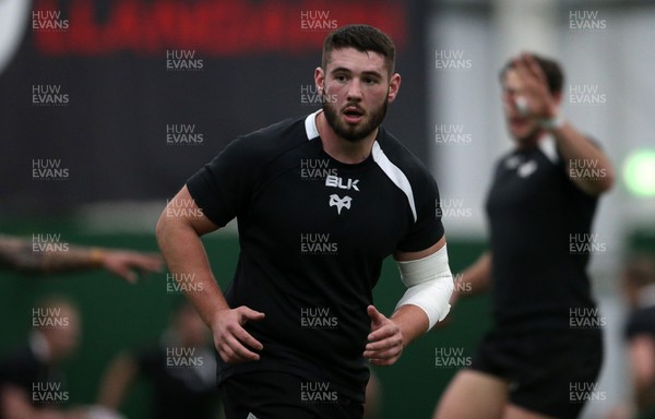 170117 - Ospreys Rugby Training - Gareth Thomas during training by Chris Fairweather/Huw Evans Agency