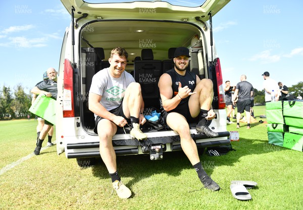 220322 - Ospreys Rugby Training at Stellenbosch Academy of Sport - Michael Collins and Ethan Roots of Ospreys during a training session in South Africa