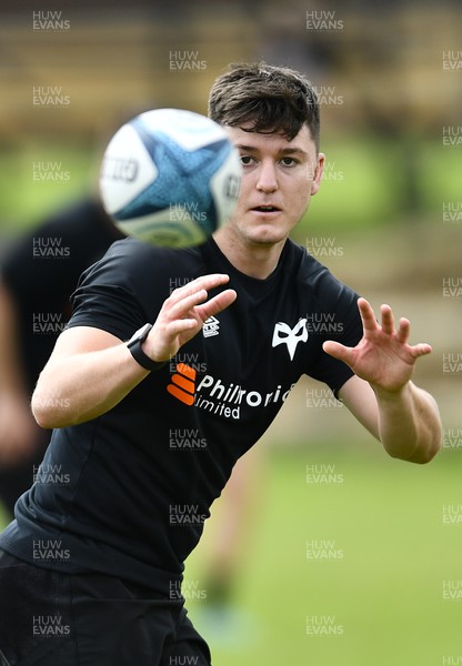 220322 - Ospreys Rugby Training at Stellenbosch Academy of Sport - Josh Thomas of Ospreys during a training session in South Africa