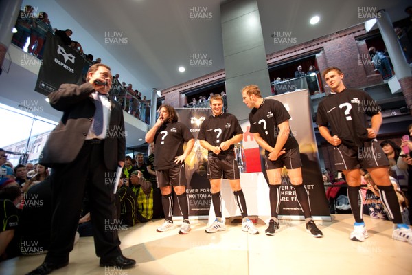 170812 - Ospreys shirt launch, Swansea -