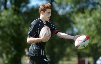 080714 - Ospreys Summer Camp -Ospreys squad give a skills master class