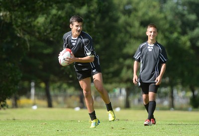 080714 - Ospreys Summer Camp -Ospreys squad give a skills master class