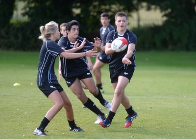 080714 - Ospreys Summer Camp -Ospreys squad give a skills master class