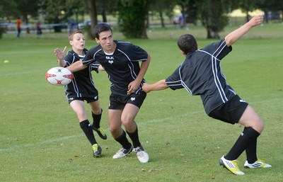 080714 - Ospreys Summer Camp -Ospreys squad give a skills master class