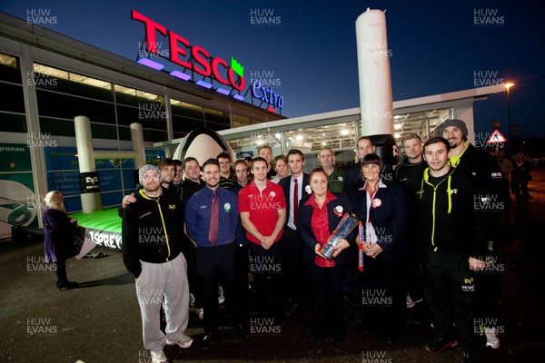 211112 - Ospreys fun evening at Tesco Fforestfach, Swansea 