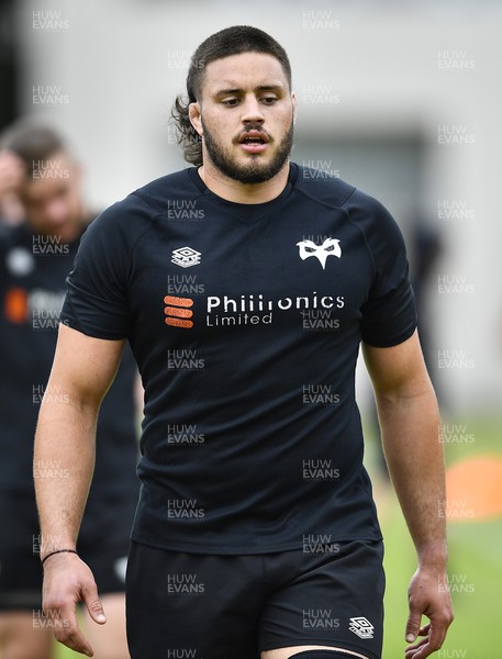 290322 - Ospreys Training at Stellenbosch Academy of Sport - Ethan Roots during training