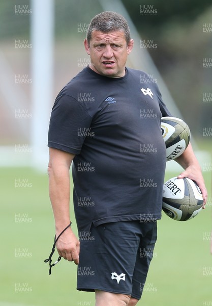 270721 - Ospreys Training session - Head coach Toby Booth during training session