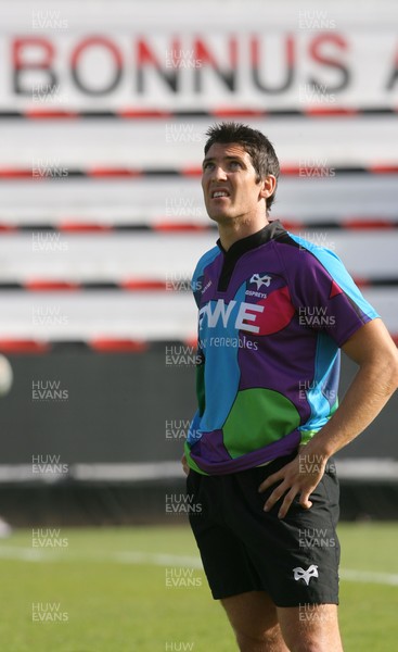 08.10.10 - Ospreys Training, Toulon... James Hook trains in the Stade Mayol in Toulon. 