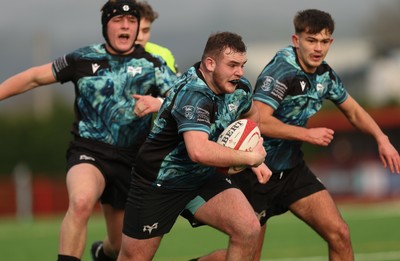 160225  Ospreys U18s v Dragons U18s, WRU Regional Age Grade Semi Final - Logan Lloyd of Ospreys races in to score try