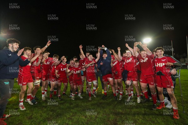 070224 - Ospreys v Scarlets - Regional U18 Championship - Scarlets celebrate winning the championship