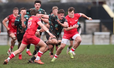 080226 - Ospreys U18 v Scarlets U18, WRU Regional Age Grade Championship - Sam Morgan of Ospreys breaks away