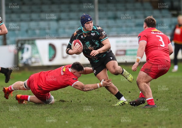 080226 - Ospreys U18 v Scarlets U18, WRU Regional Age Grade Championship - Josh Drew of Ospreys attacks
