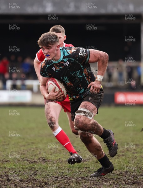 080226 - Ospreys U18 v Scarlets U18, WRU Regional Age Grade Championship - Sam Morgan of Ospreys races in to score the second try