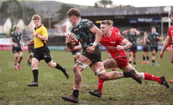 080226 - Ospreys U18 v Scarlets U18, WRU Regional Age Grade Championship - Sam Morgan of Ospreys races in to score the second try
