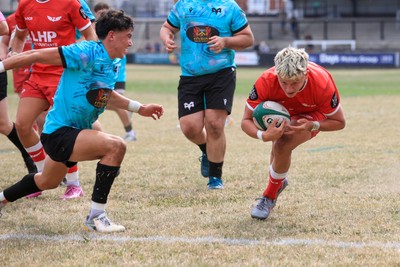 160826 - Ospreys U18 v Scarlets U18 - WRU Regional Age Grade Championship - Deio Thomas of Scarlets U18 Scores a Try