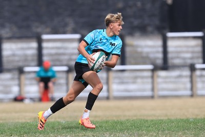 160826 - Ospreys U18 v Scarlets U18 - WRU Regional Age Grade Championship -Cai Davies of Ospreys u18