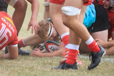 160826 - Ospreys U18 v Scarlets U18 - WRU Regional Age Grade Championship - Finn Lewis of Ospreys u18 Scores a Try