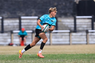 160826 - Ospreys U18 v Scarlets U18 - WRU Regional Age Grade Championship -Cai Davies of Ospreys u18