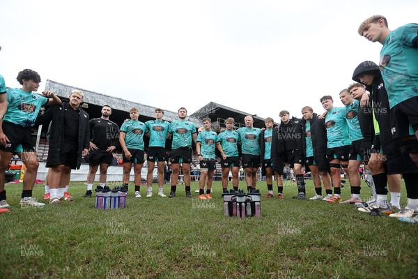 300826 - Ospreys U18s v Dragons U18s - RAG - Ospreys team huddle at full time