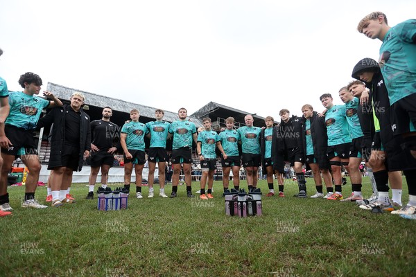 300826 - Ospreys U18s v Dragons U18s - RAG - Ospreys team huddle at full time